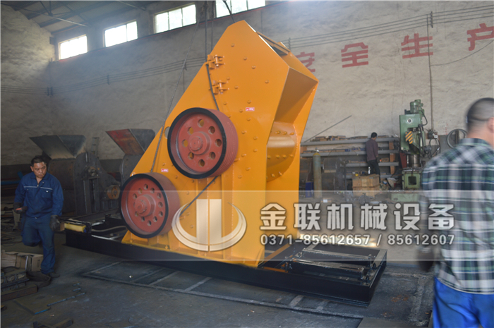 哪個廠家煤矸石粉碎機價格低，多少錢一臺？