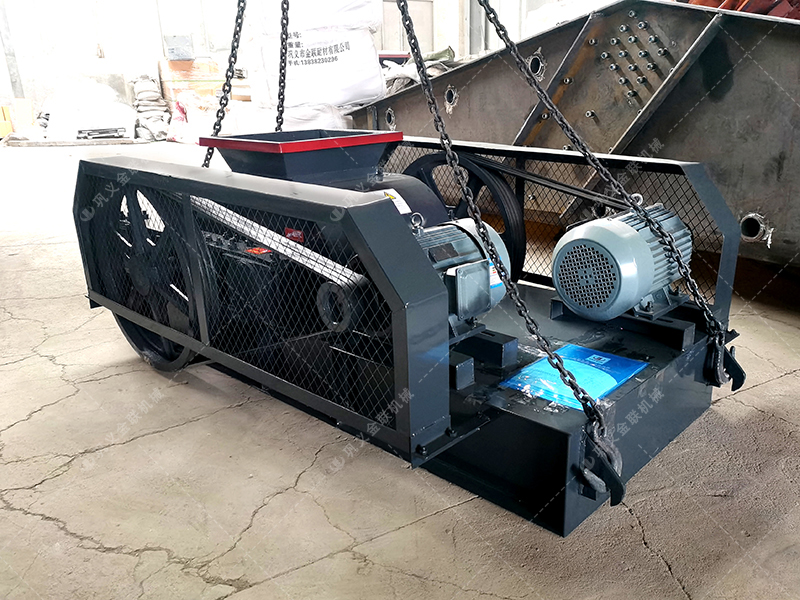 直徑400-600mm的對(duì)輥制砂機(jī)多少錢一臺(tái)，哪家性價(jià)比高？