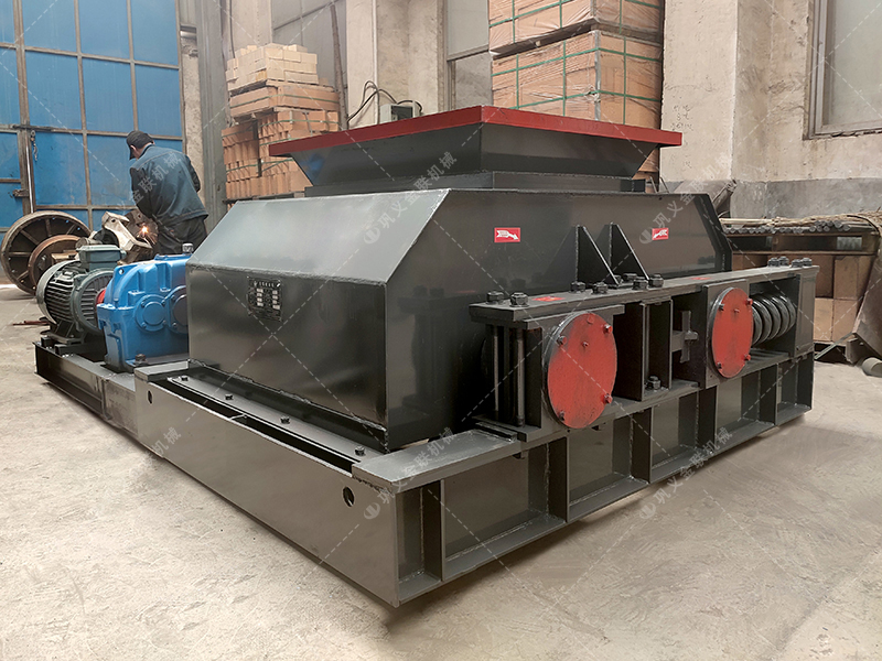 600X900雙齒輥破碎機發(fā)貨圖片_發(fā)往安徽淮南_破碎煤矸石 600X900雙齒輥破碎機發(fā)貨圖片_發(fā)往安徽淮南_破碎煤矸石