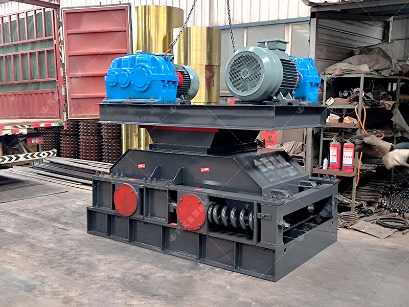 2PGC600X750雙齒輥破碎機(jī)發(fā)貨圖片_發(fā)往湖南婁底_破碎煤塊 2PGC600X750雙齒輥破碎機(jī)發(fā)貨圖片_發(fā)往湖南婁底_破碎煤塊
