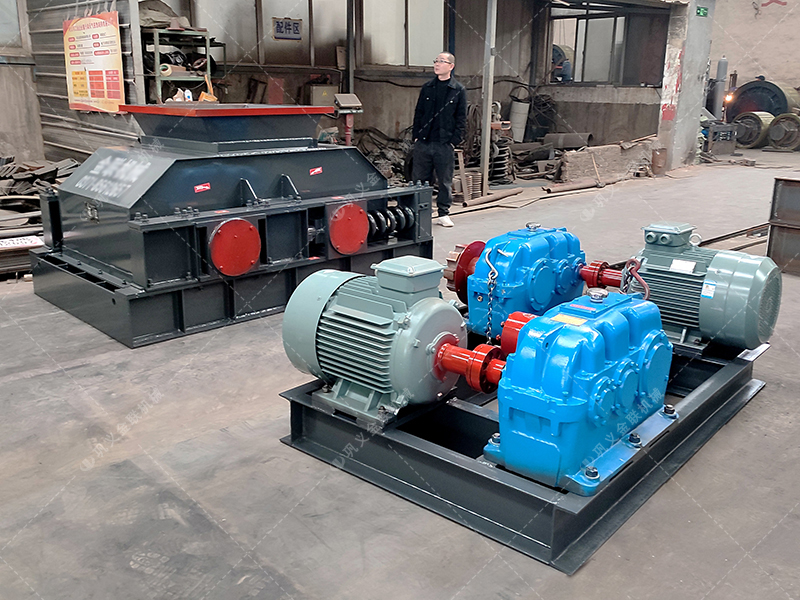 2PGC600X750雙齒輥破碎機(jī)發(fā)貨圖片_發(fā)往湖南婁底_破碎煤塊 2PGC600X750雙齒輥破碎機(jī)發(fā)貨圖片_發(fā)往湖南婁底_破碎煤塊