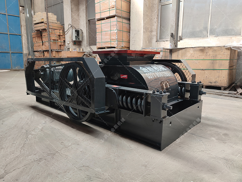 2PGC400X400雙齒輥破碎機(jī)發(fā)貨圖片_發(fā)往廣西百色_破碎錳礦 2PGC400X400雙齒輥破碎機(jī)發(fā)貨圖片_發(fā)往廣西百色_破碎錳礦