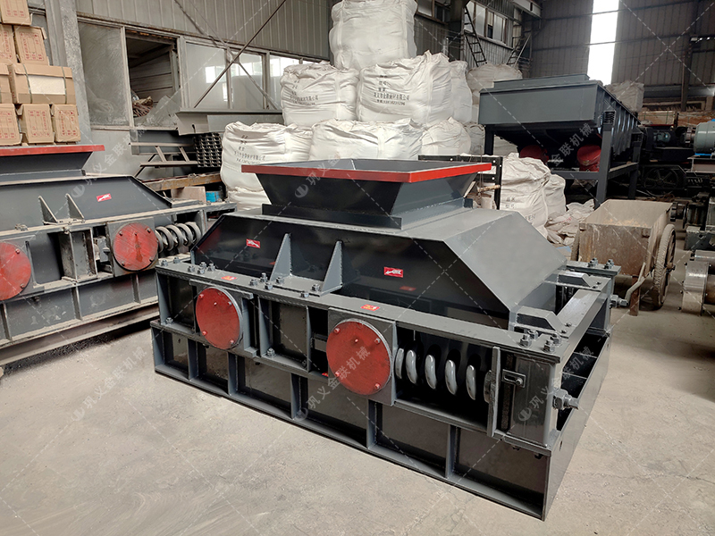 2PGC0809大型雙齒輥破碎機發(fā)貨圖片_發(fā)往山東濟(jì)寧_破碎石頭 2PGC0809大型雙齒輥破碎機發(fā)貨圖片_發(fā)往山東濟(jì)寧_破碎石頭