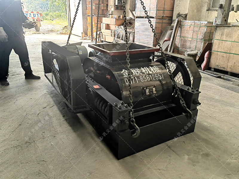 2pgc450*500雙齒輥破碎機發(fā)貨圖片_發(fā)往內(nèi)蒙古赤峰_破碎煤